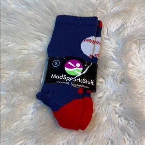 NWT MADSPORTS THICK KNIT BASEBALL THEMED SOCKS